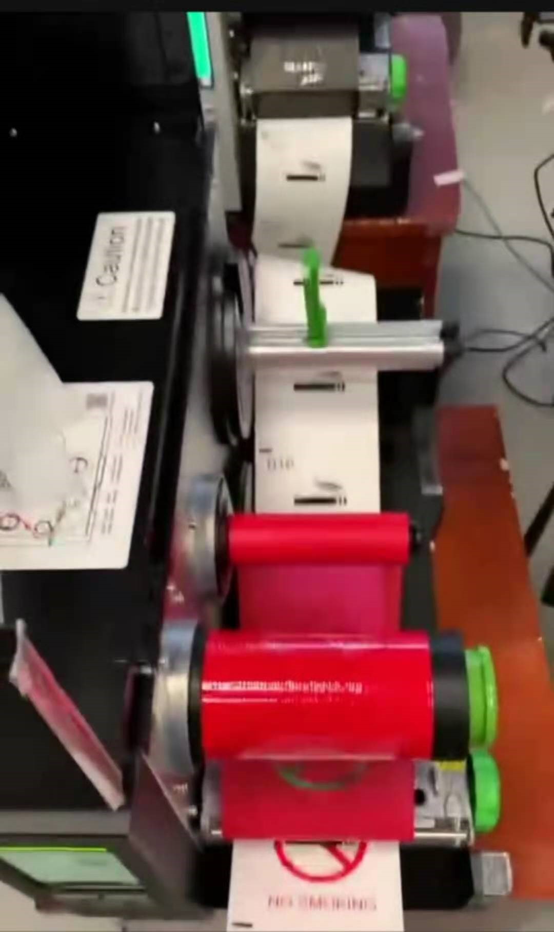 如何用两台打印机实现双色标签打印